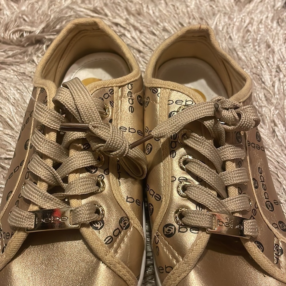 BEBE Gold Low Top Fashion Sneakers sz 8 - Picture 3 of 8